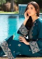Teal Embroidered Kurta Set for Women - 2 Pieces - Image 2
